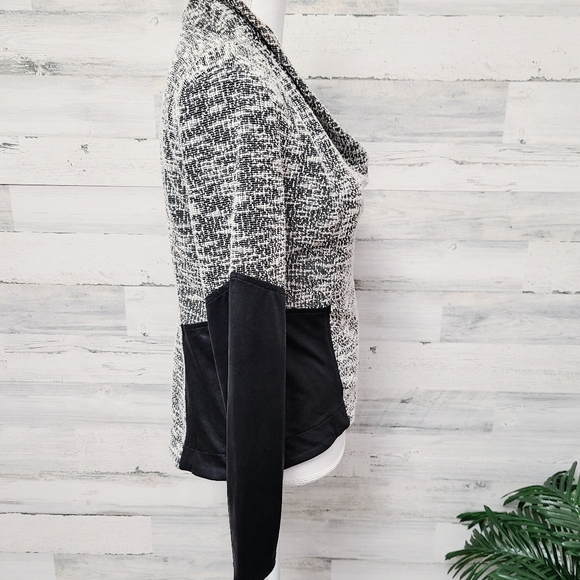 Jessica Simpson Tweed Knit and Faux Leather Lightweight Zip Jacket - Picture 4 of 6